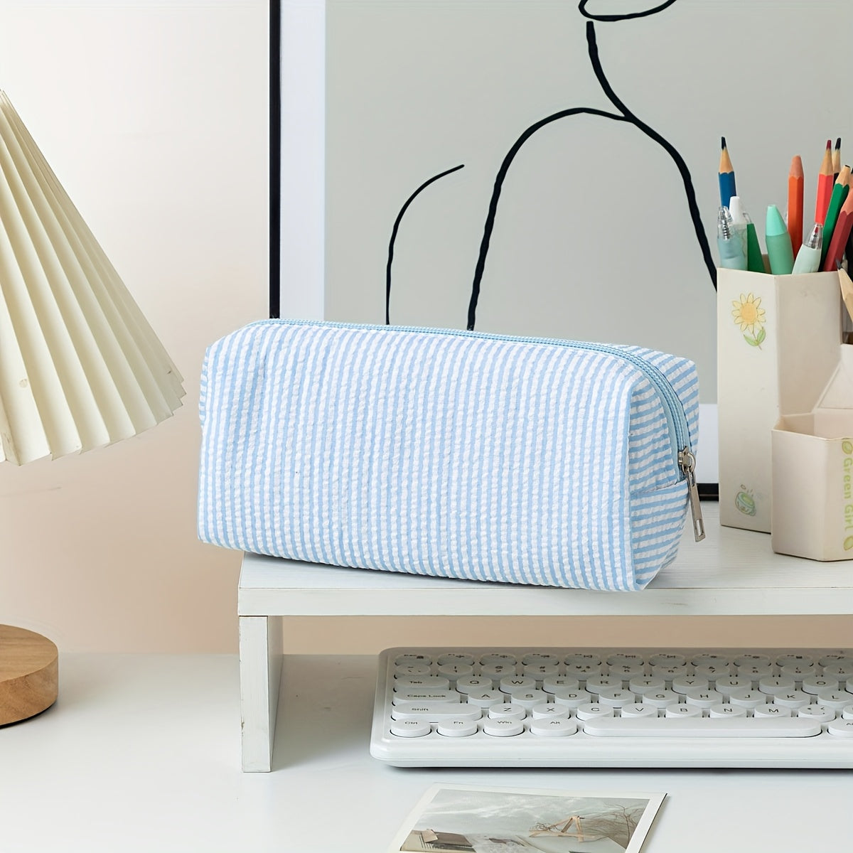 1pc Large Capacity Bubble Gauze Pencil Case with Embroidered Striped Supply Organizer - Bubble Layers for Easy Access, Compact Travel Storage Bag for,, Students (for erasers, Rulers, Pens, Notebooks)