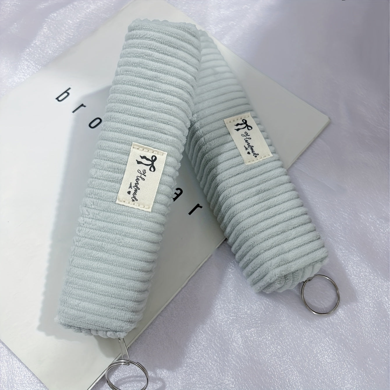 1pc of Easy Crystal Velvet Fabric Label Multi-Purpose Stationery Storage Pencil Case