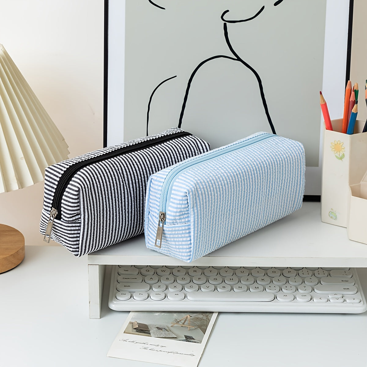 1pc Large Capacity Bubble Gauze Pencil Case with Embroidered Striped Supply Organizer - Bubble Layers for Easy Access, Compact Travel Storage Bag for,, Students (for erasers, Rulers, Pens, Notebooks)